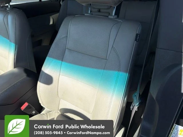 Used 2013 Black Ford Limited image 23