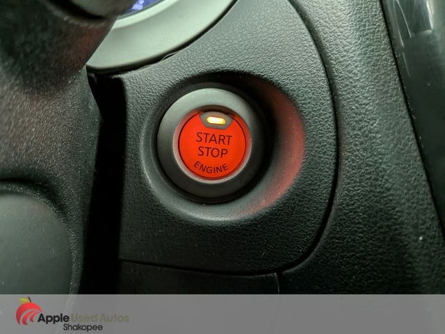 Used 2012 White Nissan SL image 24