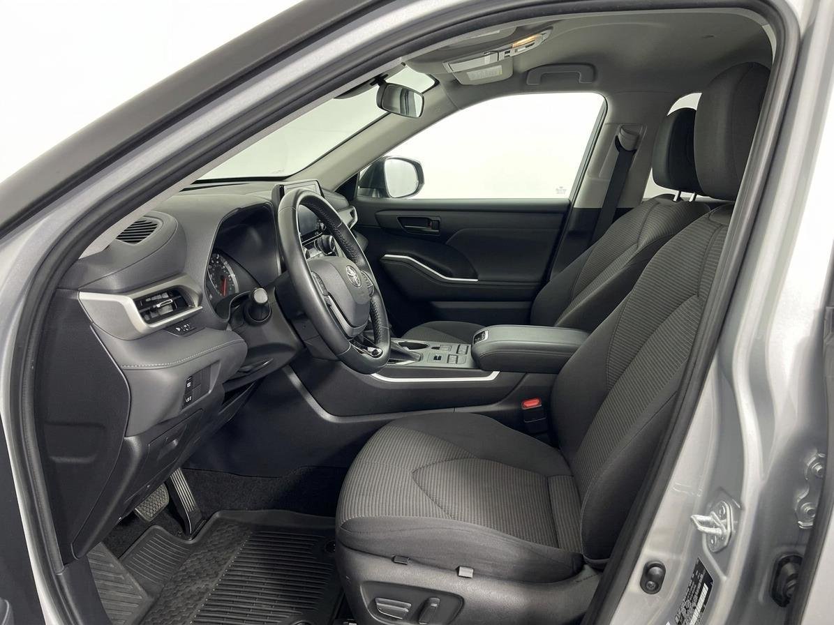Used 2021 Celestial Silver Metallic Toyota LE image 17