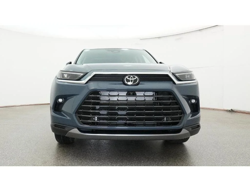 New 2026 White Toyota Limited image 38
