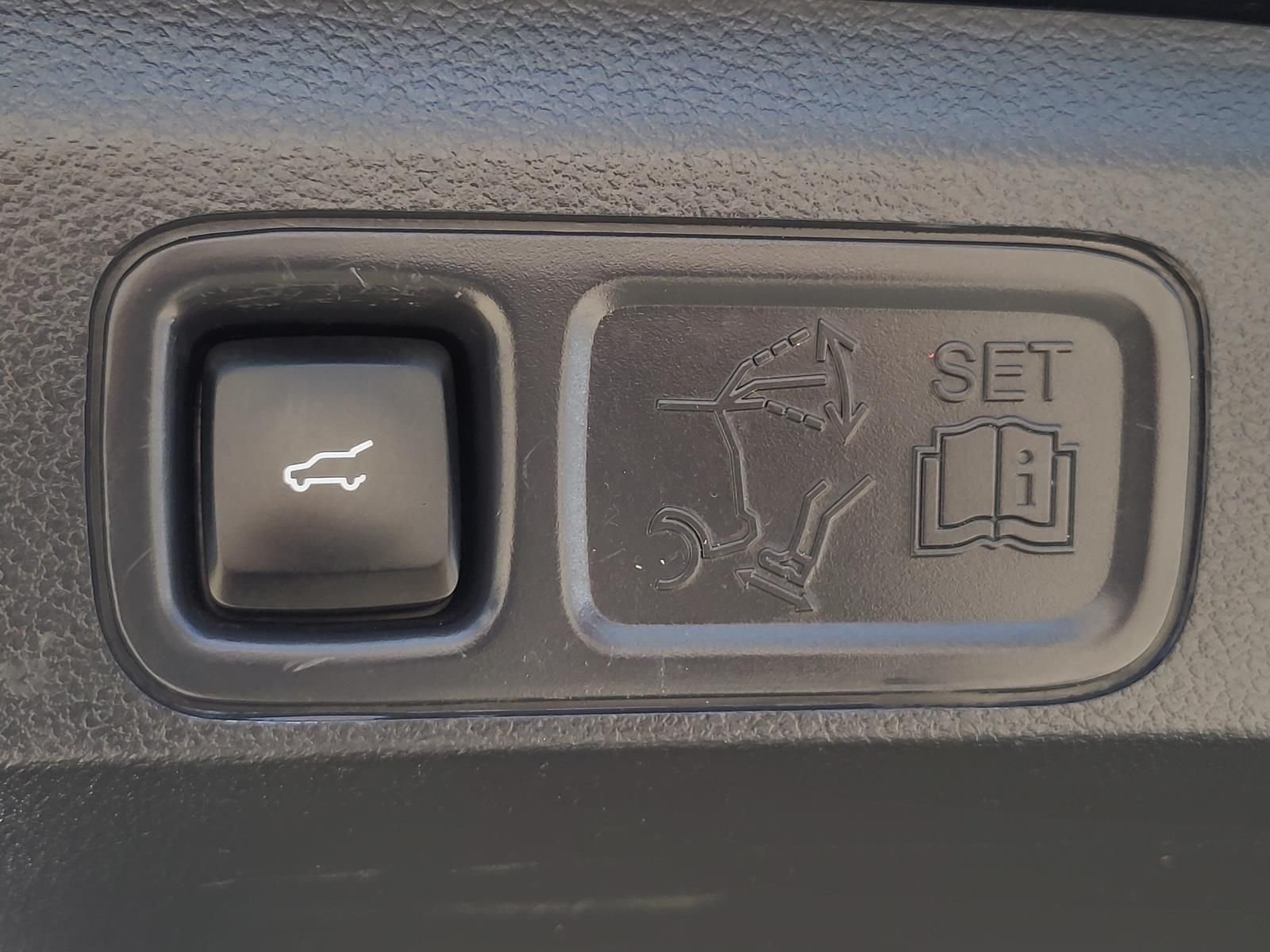 Used 2023 Agate Black Metallic Ford Limited image 12