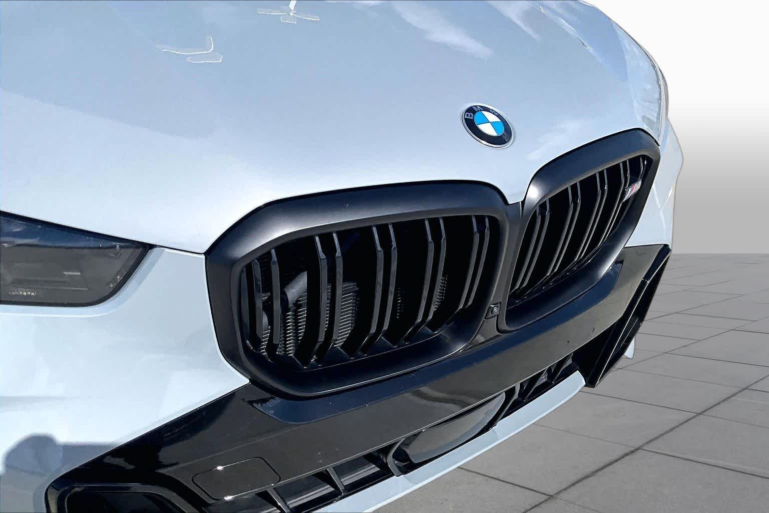 Used 2026 Brooklyn Grey Metallic BMW M60i image 28