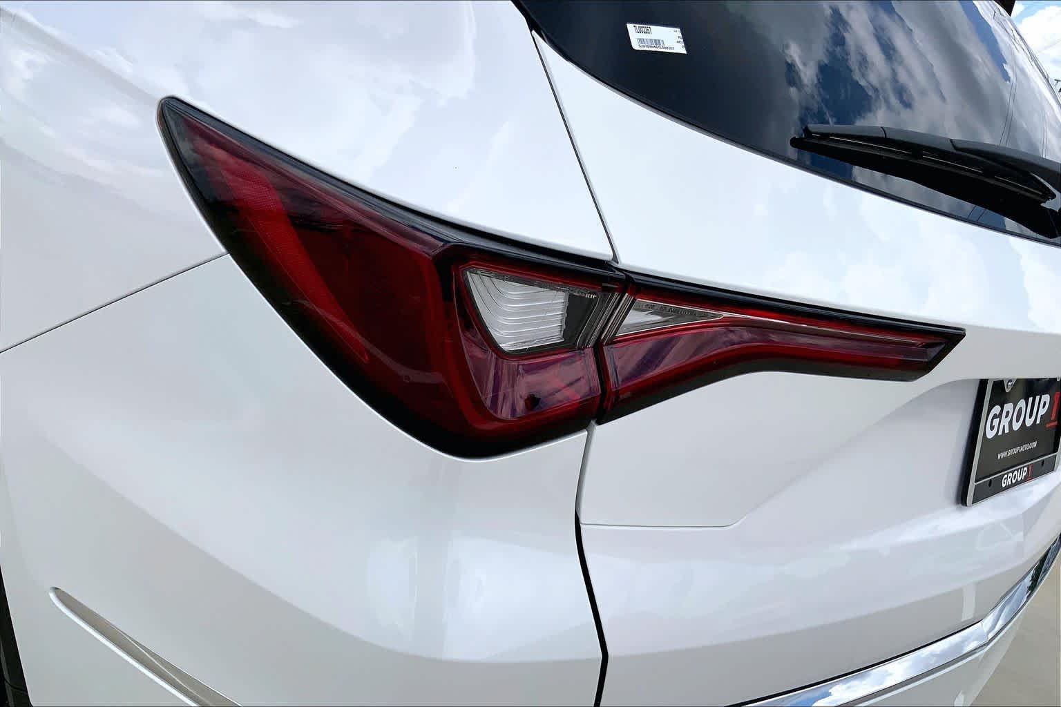 Used 2026 Platinum White Pearl Acura w/Technology Package image 27