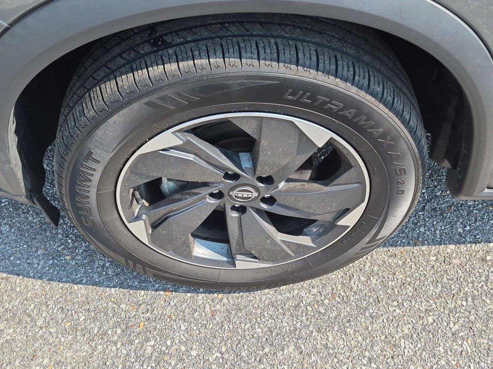 Used 2024 Gun Metallic Nissan SV image 10