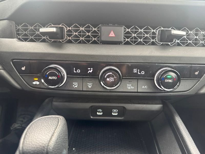 Used 2023  Honda EX image 18
