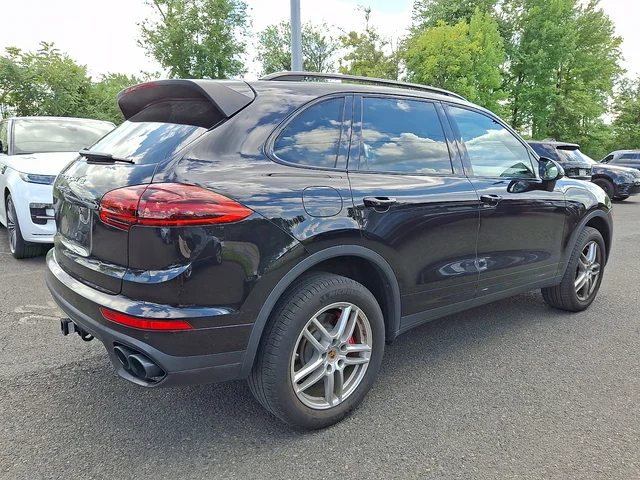 2015 Porsche Cayenne Turbo