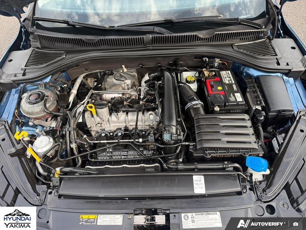 Used 2019 Blue Silk Metallic Volkswagen S image 10