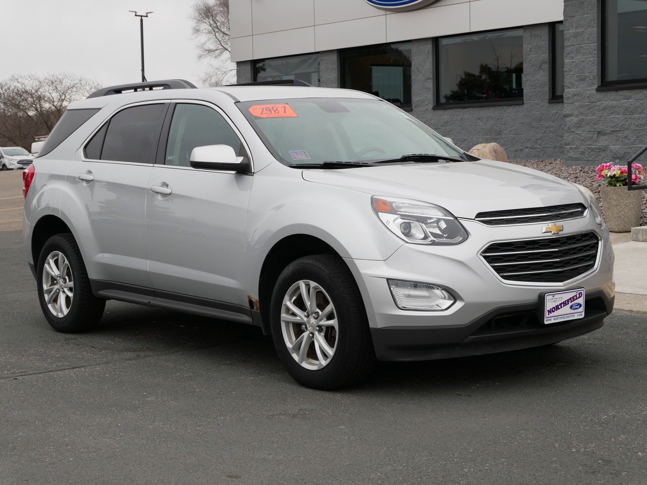 Used 2017 Chevrolet Equinox LT with VIN 2GNFLFEK6H6218064 for sale in Northfield, Minnesota