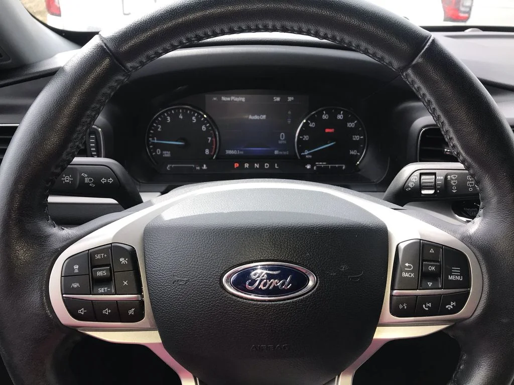Used 2022 Silver Ford XLT image 14