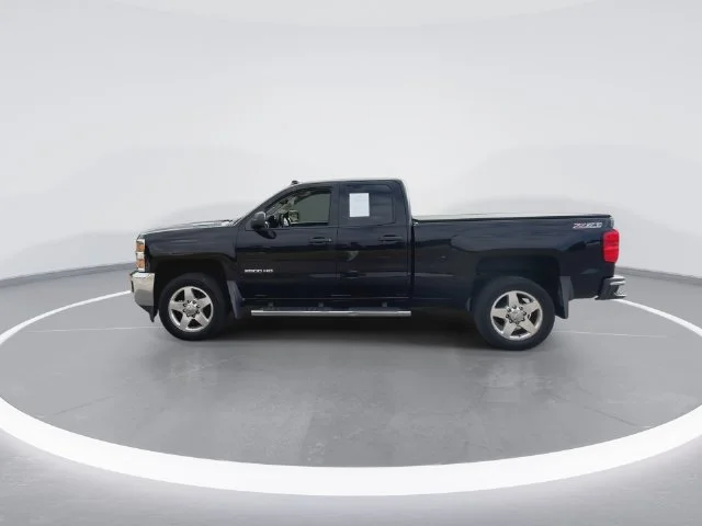 Used 2015 Black Chevrolet LT image 7