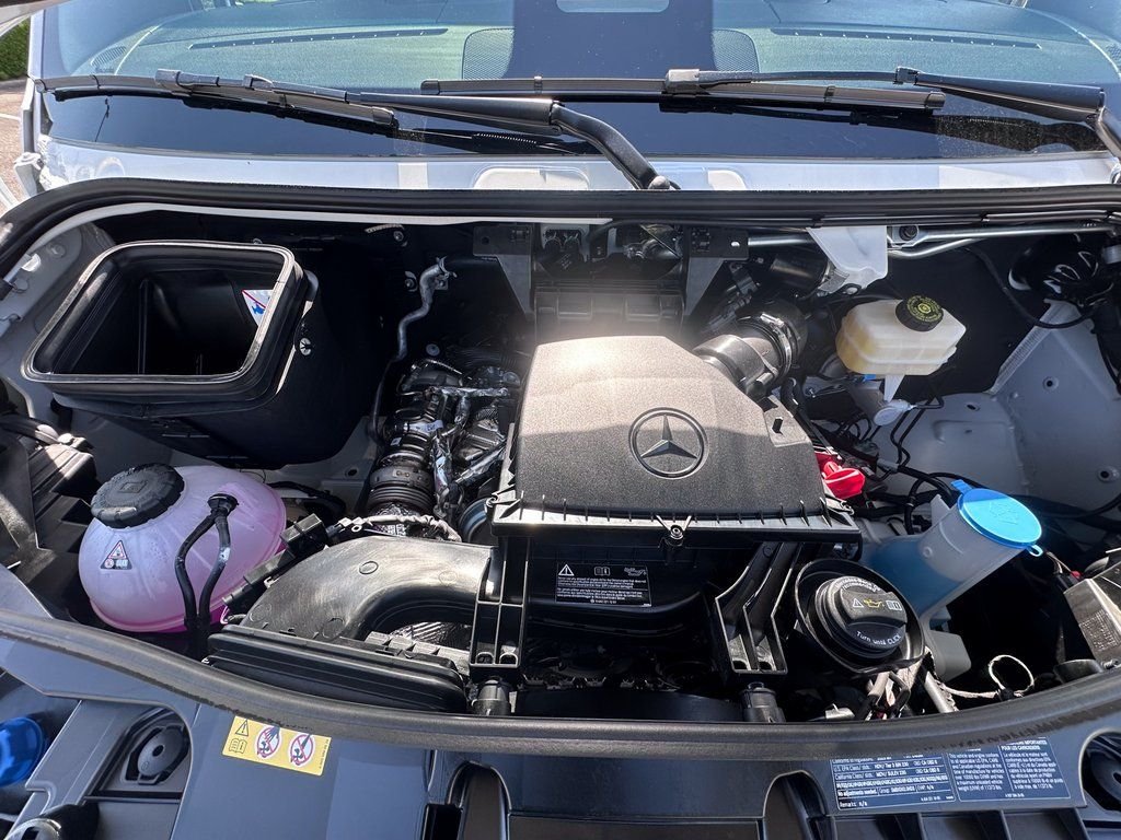 2025 Mercedes-Benz Sprinter Cargo Van Base - Photo 15