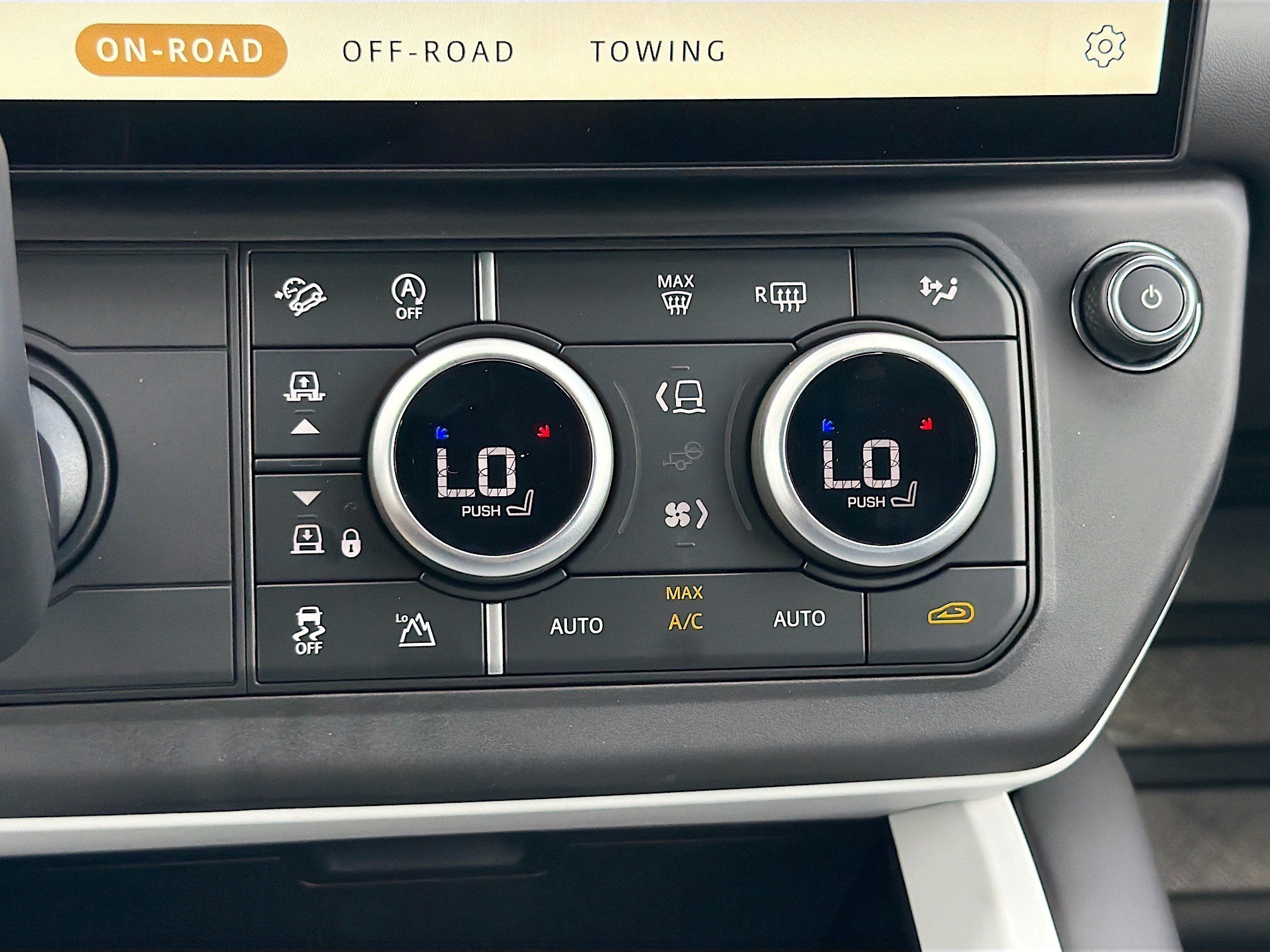 New 2026 Borasco Grey Land Rover X-Dynamic SE image 35