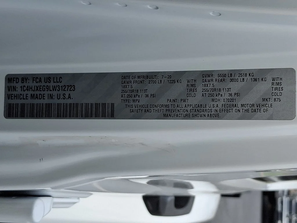 Used 2020 White Jeep Unlimited Sahara image 25