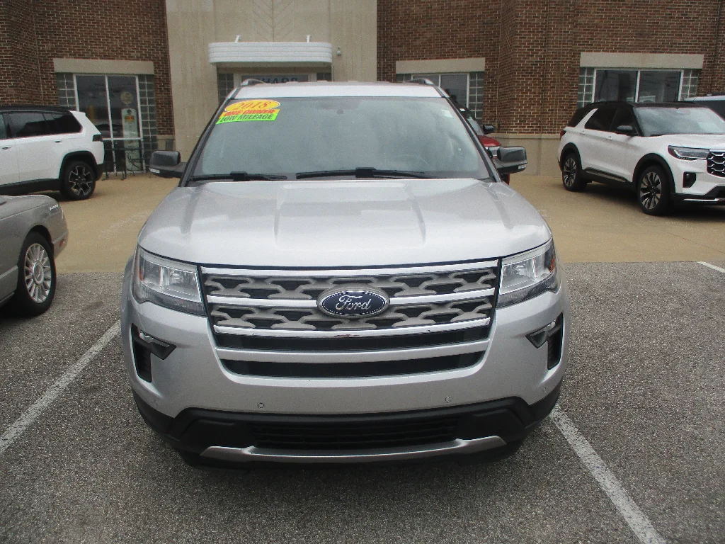 Used 2018 INGOT SILVER METALLIC Ford XLT image 2