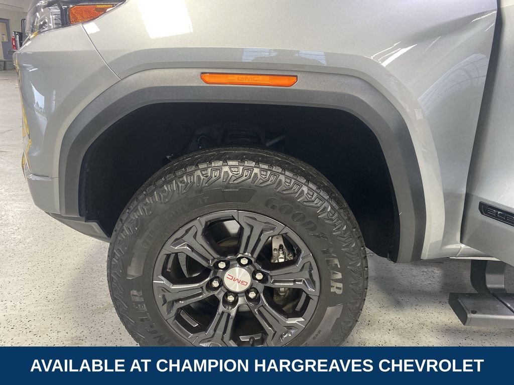 Used 2023 Sterling Metallic GMC Elevation image 41