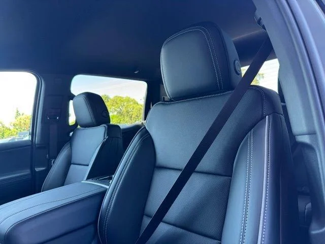 2026 Chevrolet Silverado EV LT - Photo 11