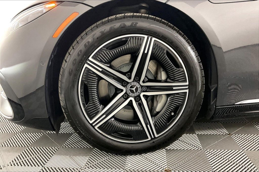 Certified Used 2023  Mercedes-Benz 450 image 8