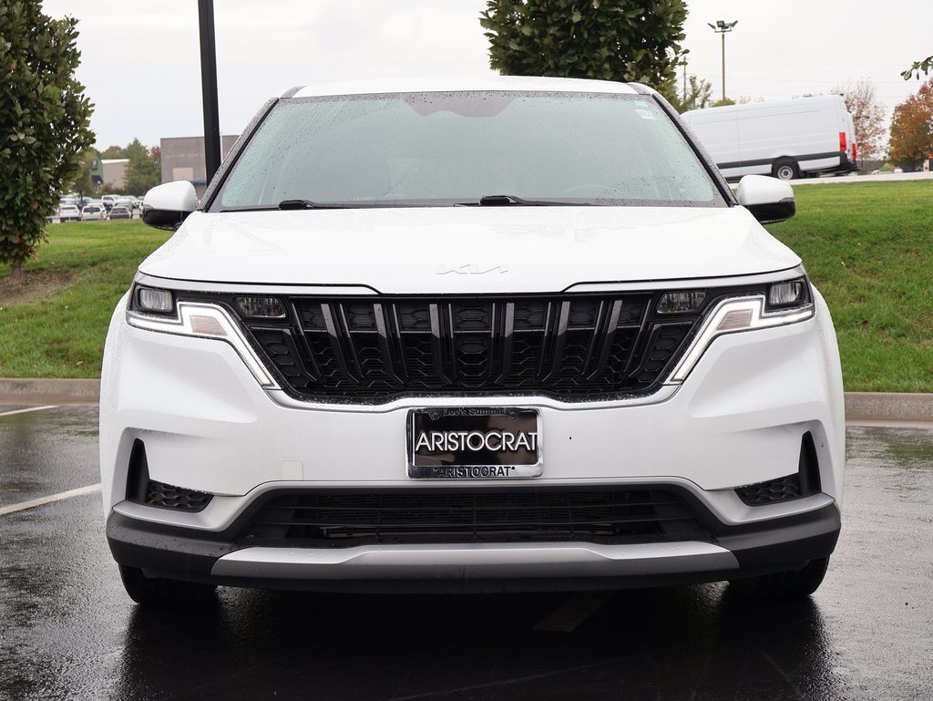 2022 Kia Carnival LXS photo 2