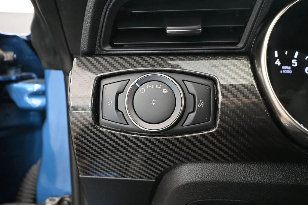 Used 2020 Blue Ford Shelby GT350 image 30