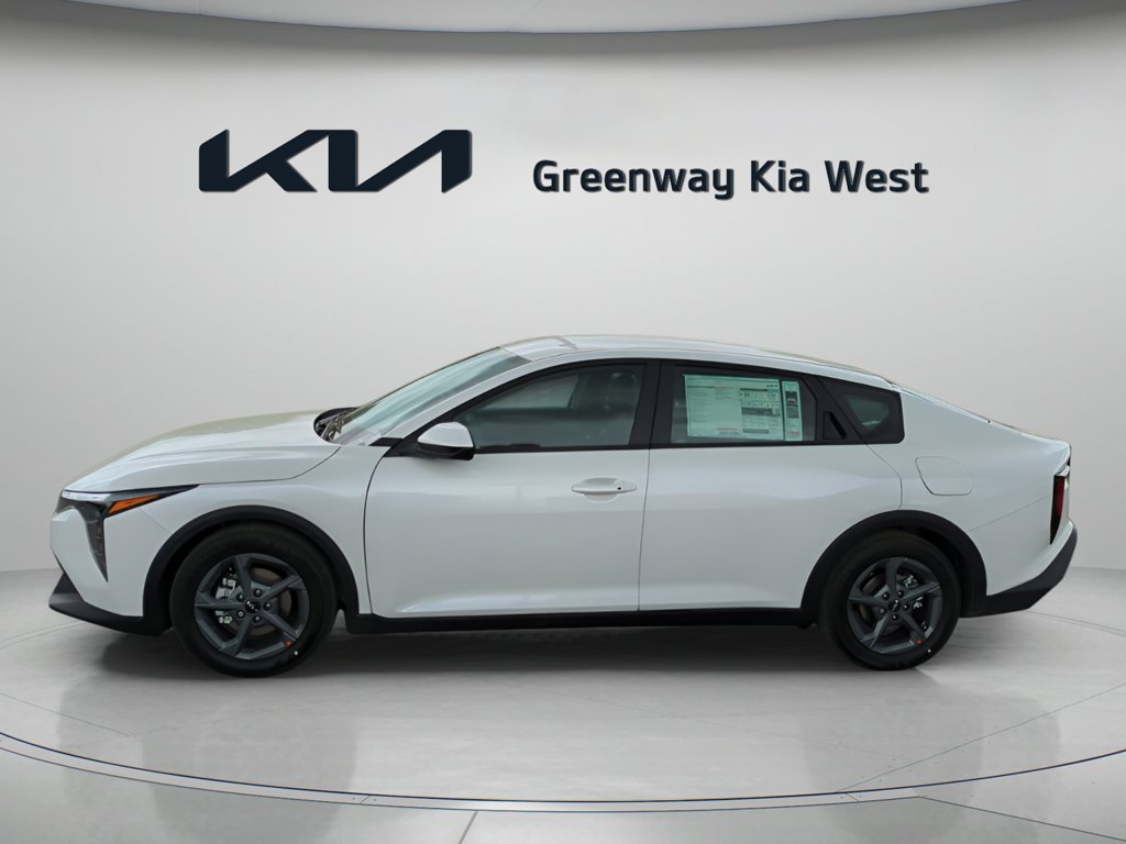 New 2026 Snow White Pearl Kia LXS image 5