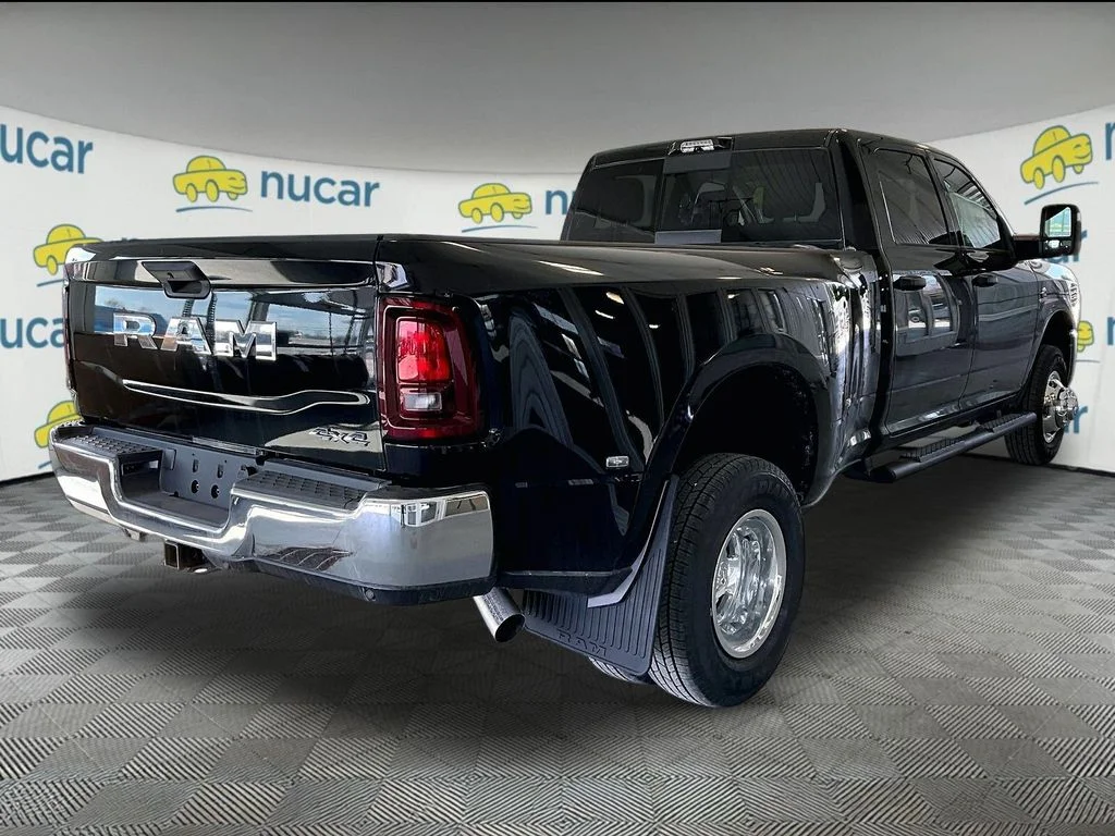 New 2026 Diamond Black Crystal Pearlcoat Ram Tradesman image 7