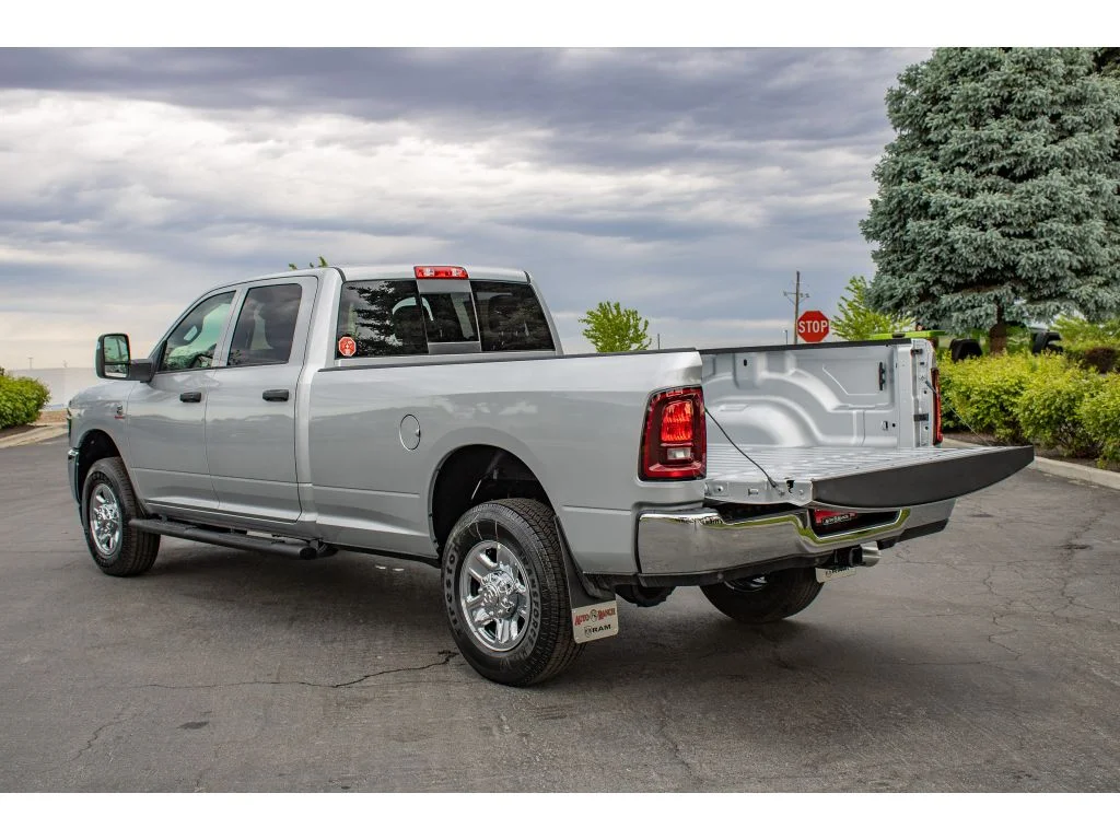 New 2026 Silver Zynith Ram Tradesman image 9