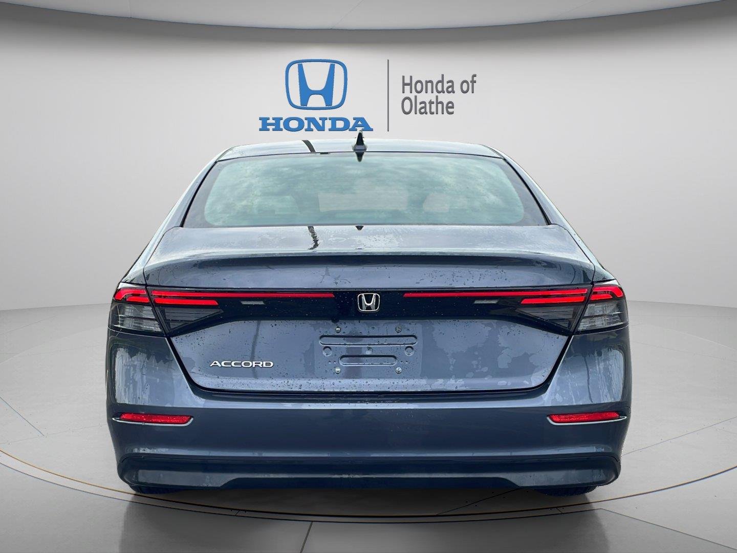 Certified Used 2024 Meteorite Gray Metallic Honda EX image 4