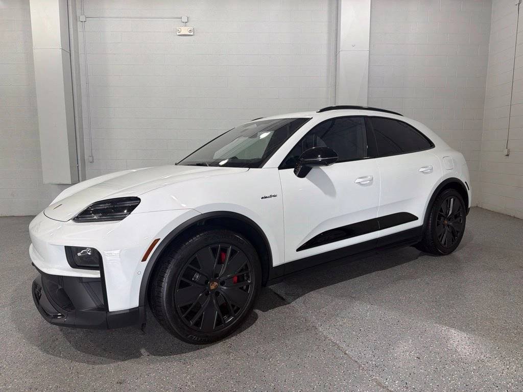 2026 Porsche Macan