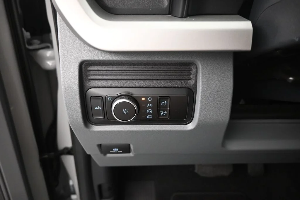 New 2026 Avalanche Ford XL image 17