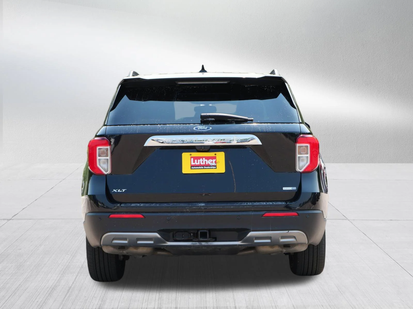 Used 2020 Agate Black Metallic Ford XLT image 6