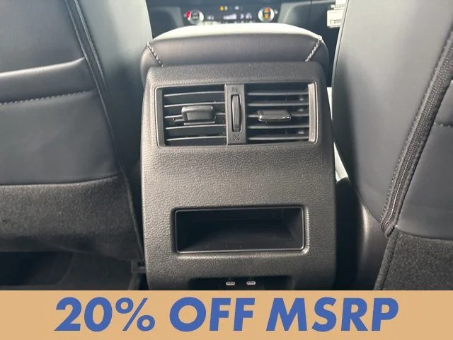 2026 Mitsubishi Outlander SE - Photo 17