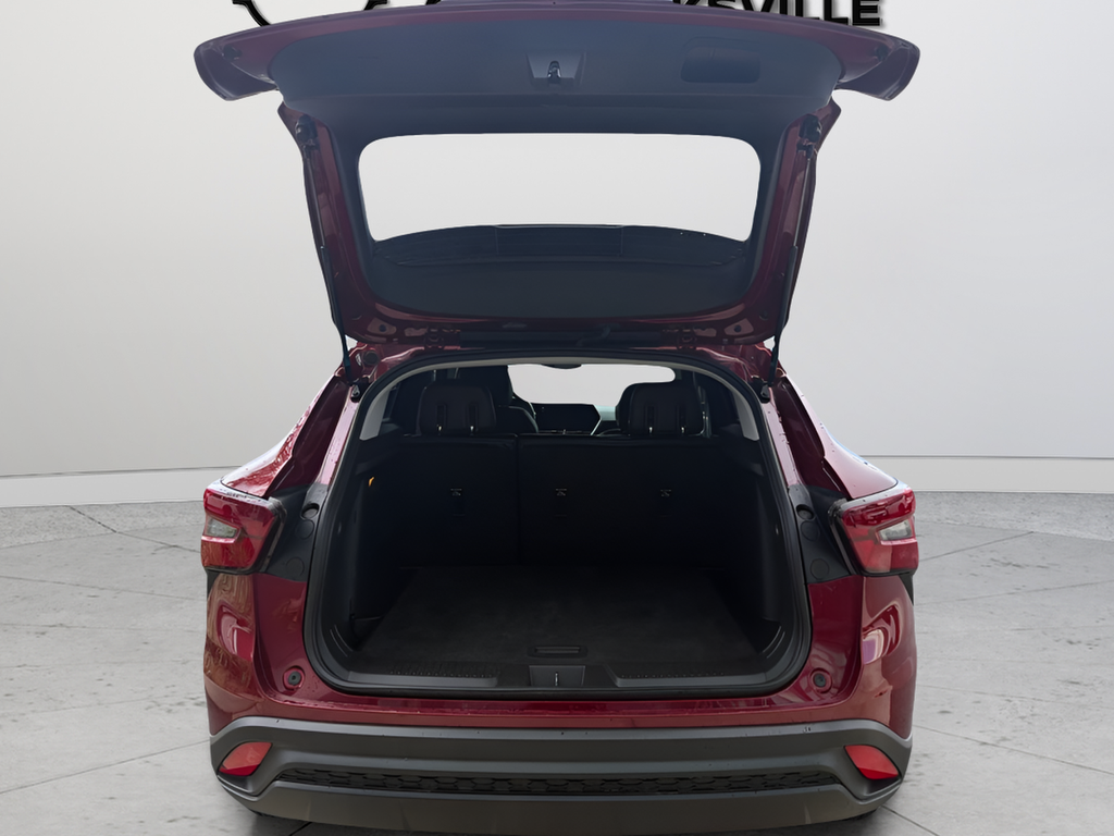 Used 2025 Red Chevrolet LS image 10