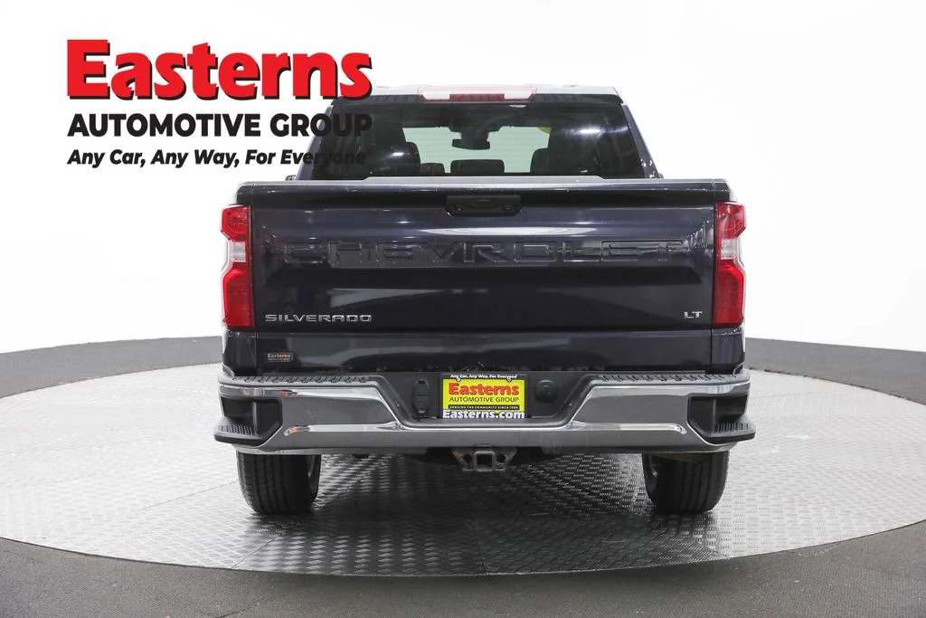 Used 2022 Gray Chevrolet LT image 6