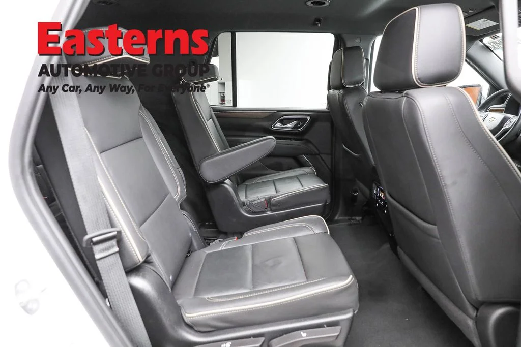 Used 2024 White Chevrolet Premier image 24
