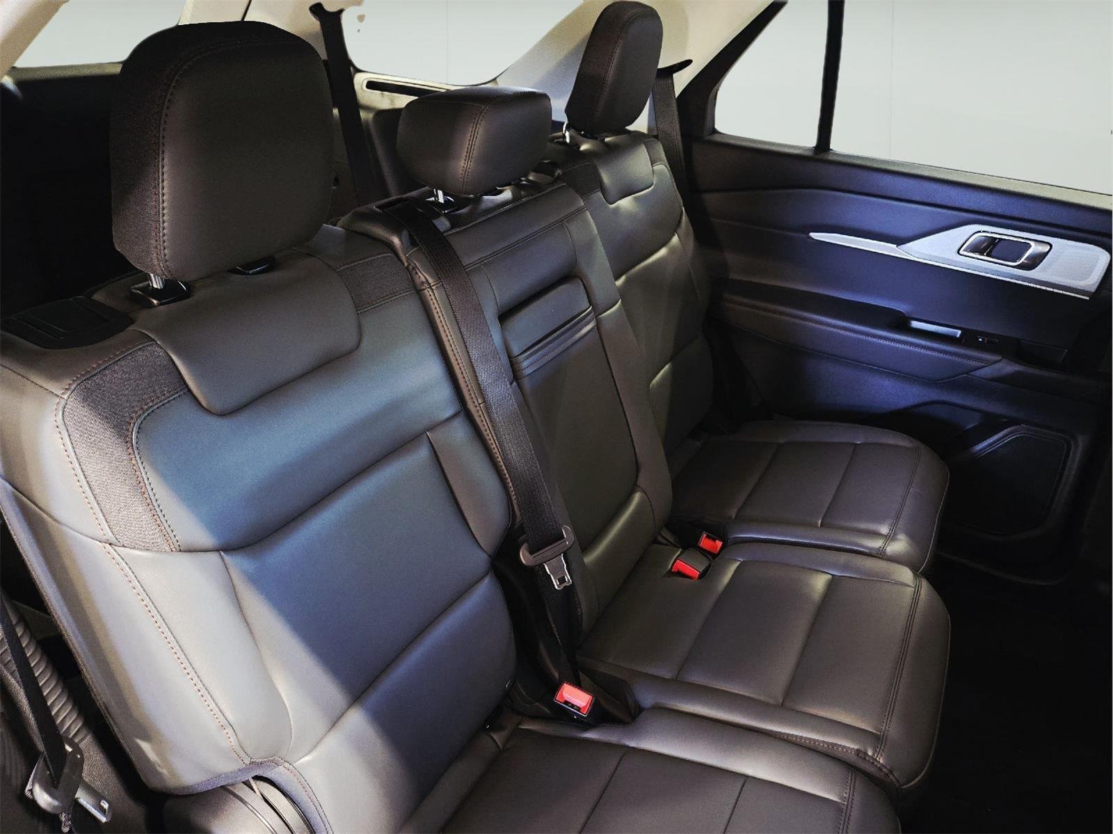 New 2026 Vapor Blue Metallic Ford Active image 98
