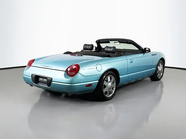 Used 2002 Blue Ford Base image 7