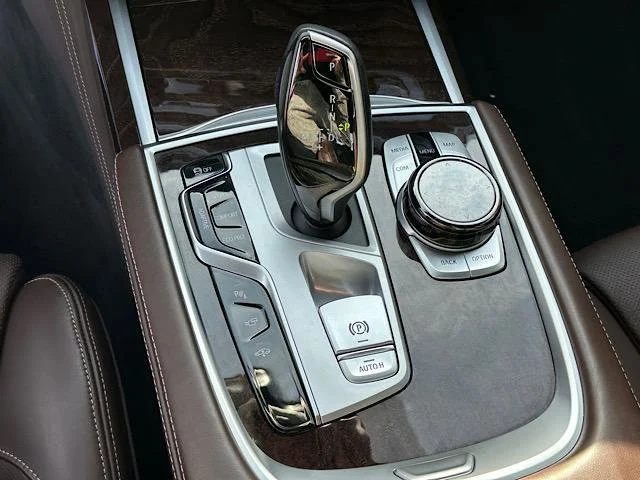2022 BMW 7 Series 740i - Photo 26
