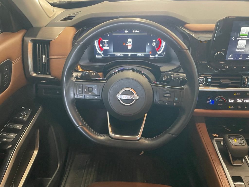Used 2024 Gray Nissan Platinum image 14