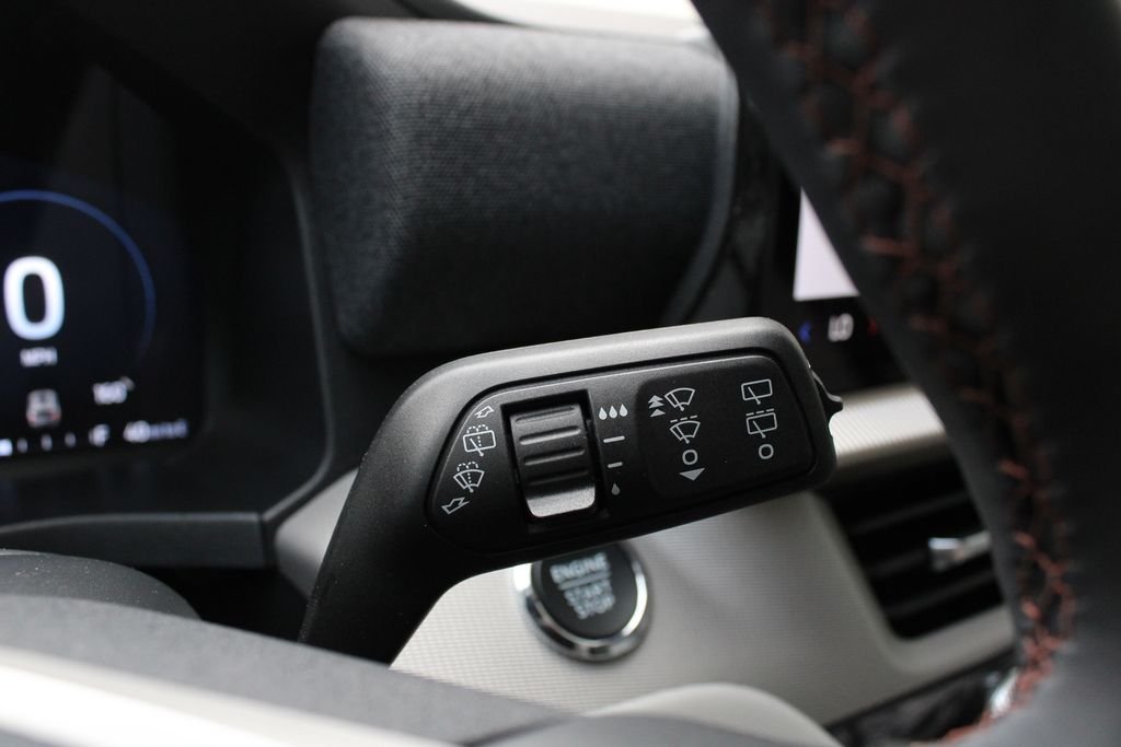 2026 Ford Explorer Active - Photo 14