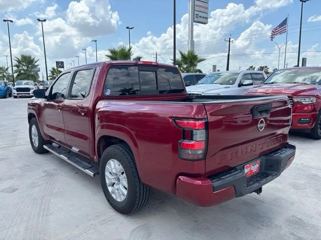 Used 2022 Red Nissan SV image 4