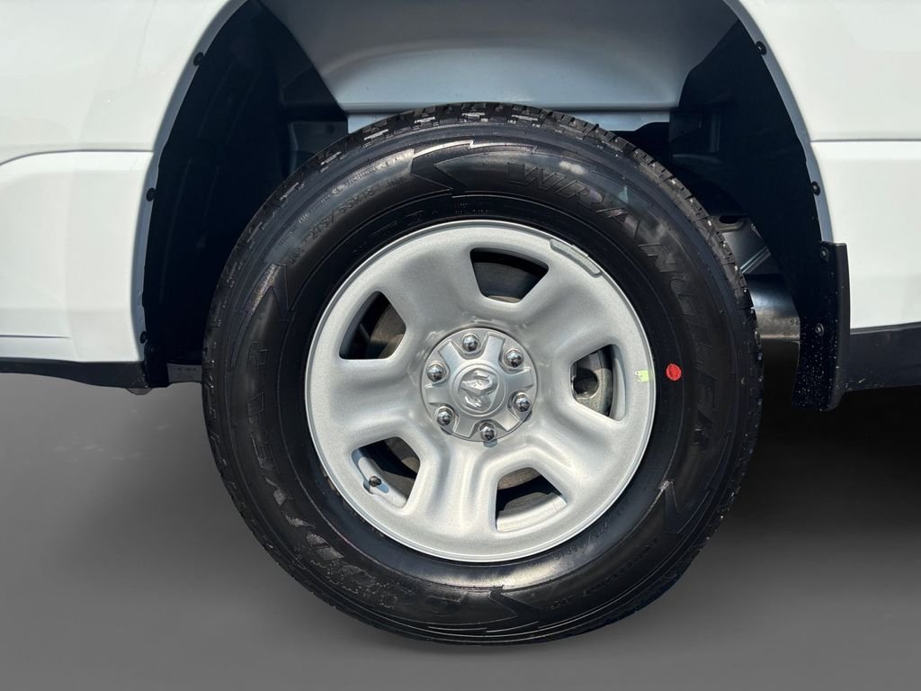 New 2026 Bright White Clear-Coat Exterior Paint RAM Tradesman image 9
