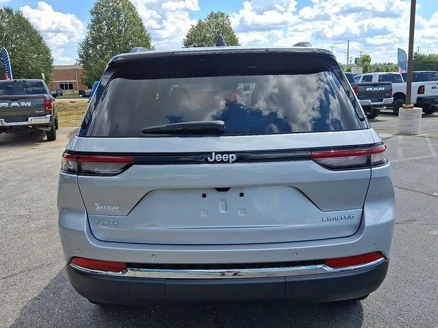New 2025 Silver Jeep Limited image 6