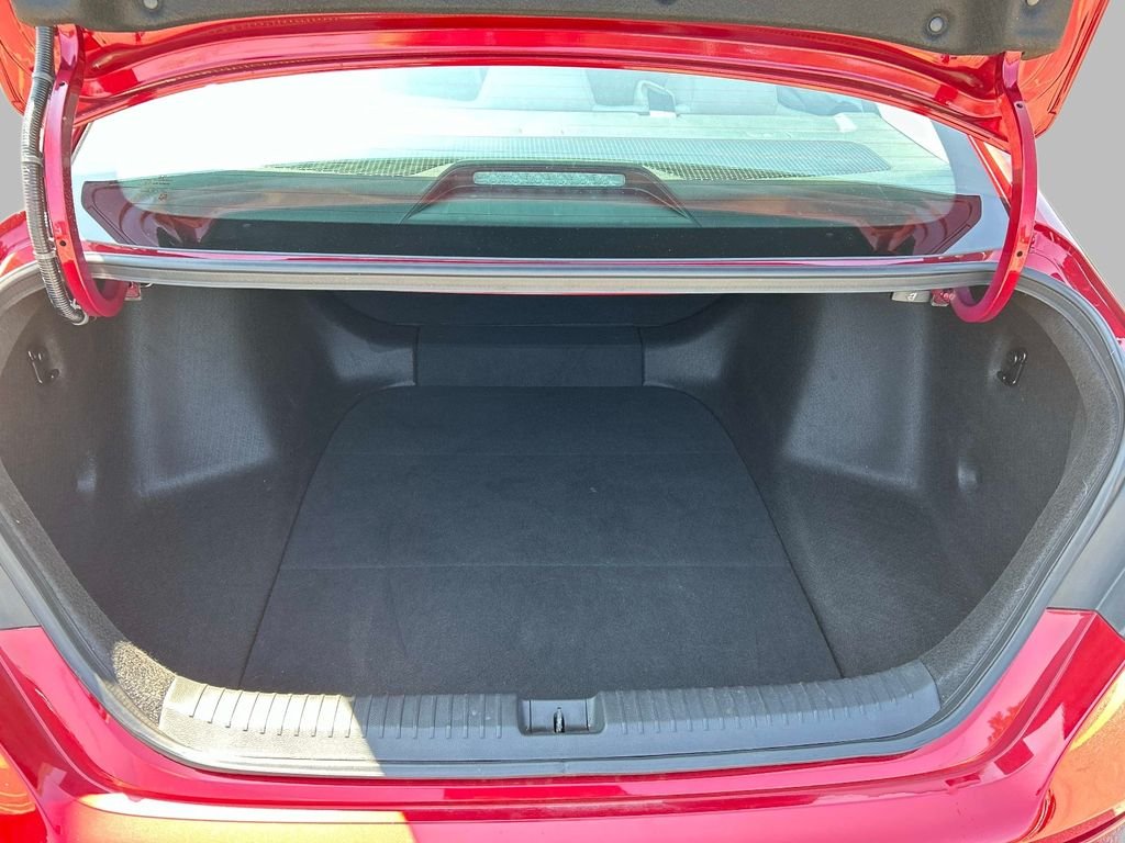 Used 2023 Red Honda LX image 11