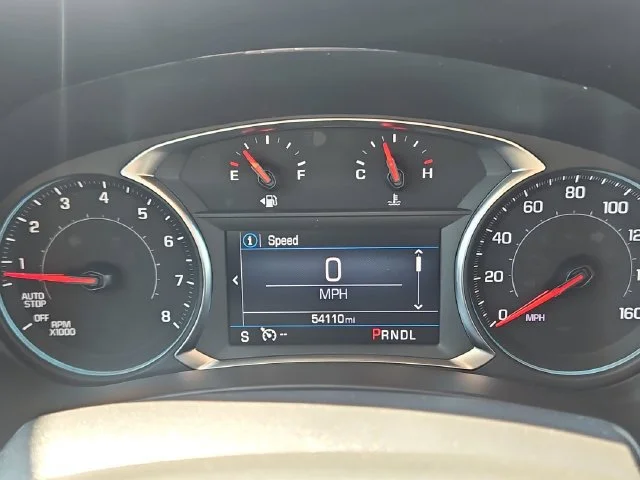 Used 2024 Summit White Chevrolet LT image 15