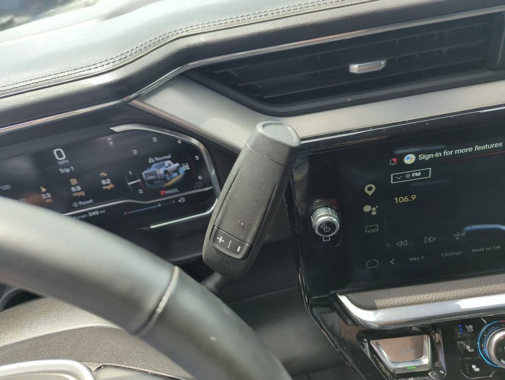 Used 2025 Black GMC Denali image 23