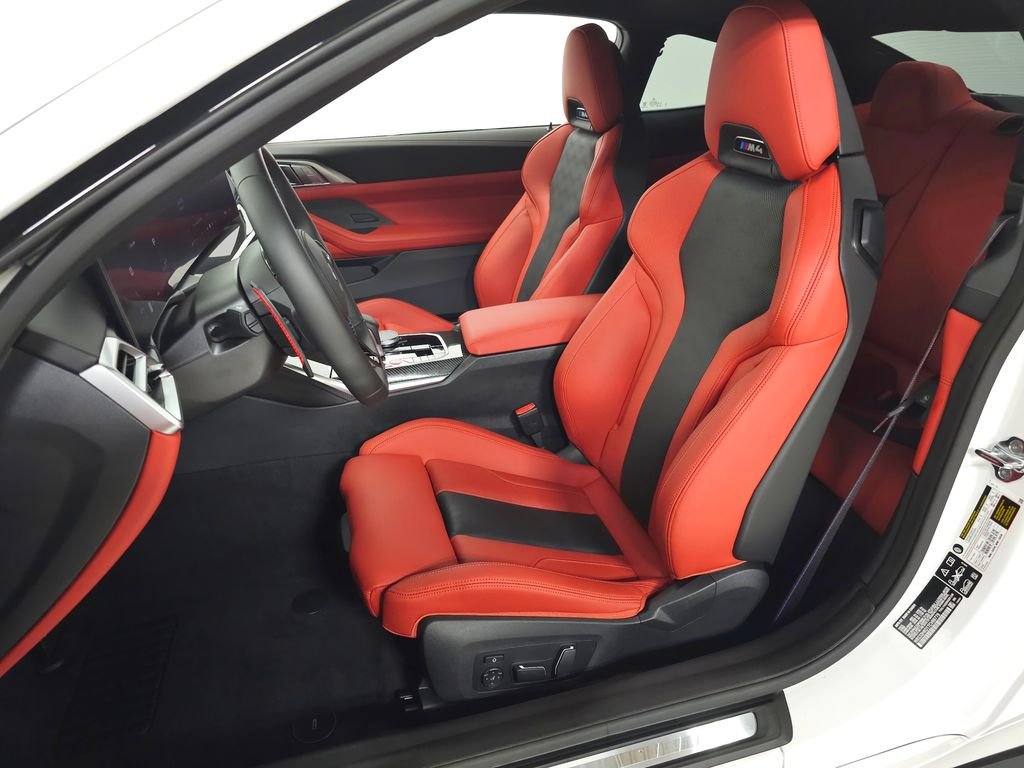 Used 2026 Alpine White BMW Competition image 18