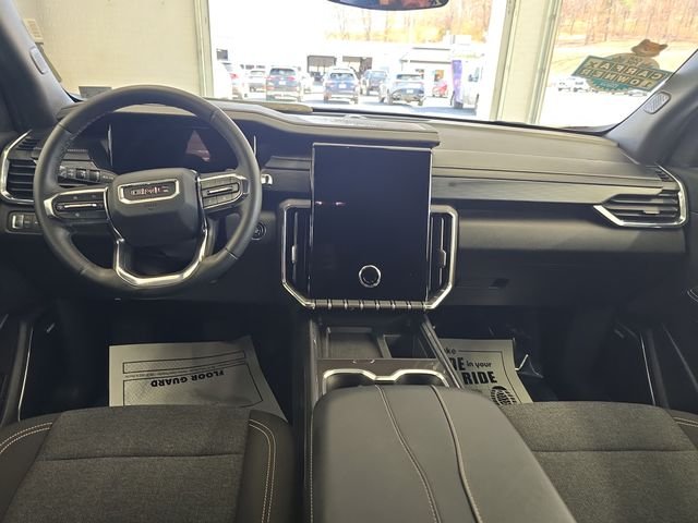 Used 2025 Silver GMC Elevation image 11