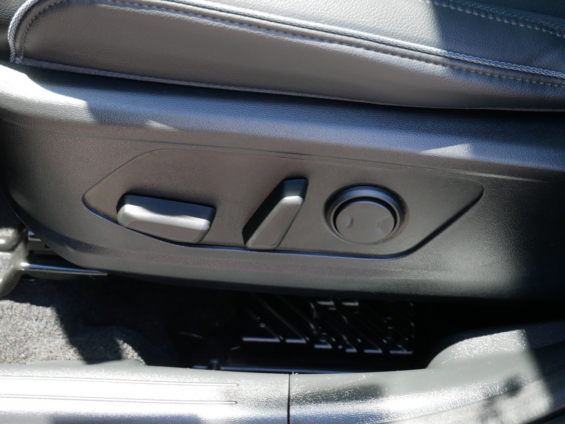 2023 Hyundai Tucson Limited - Photo 20