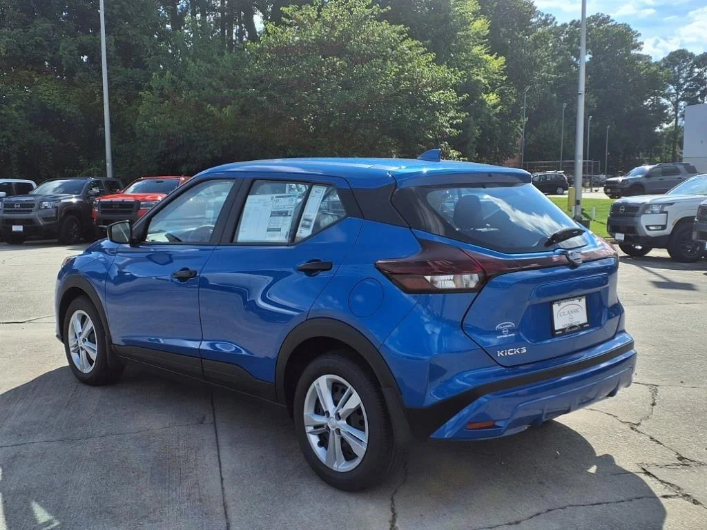 2025 Nissan KICKS PLAY Base - Photo 6
