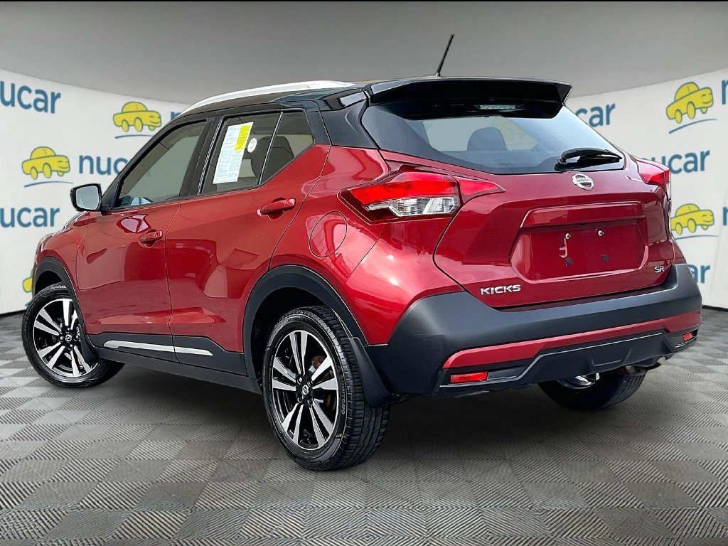Used 2019 Red Nissan SR image 4